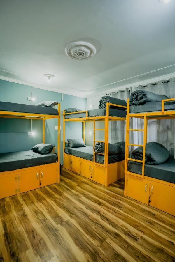 Young Monk Hostel & Cafe Dharamkot McLeod Ganj Εξωτερικό φωτογραφία